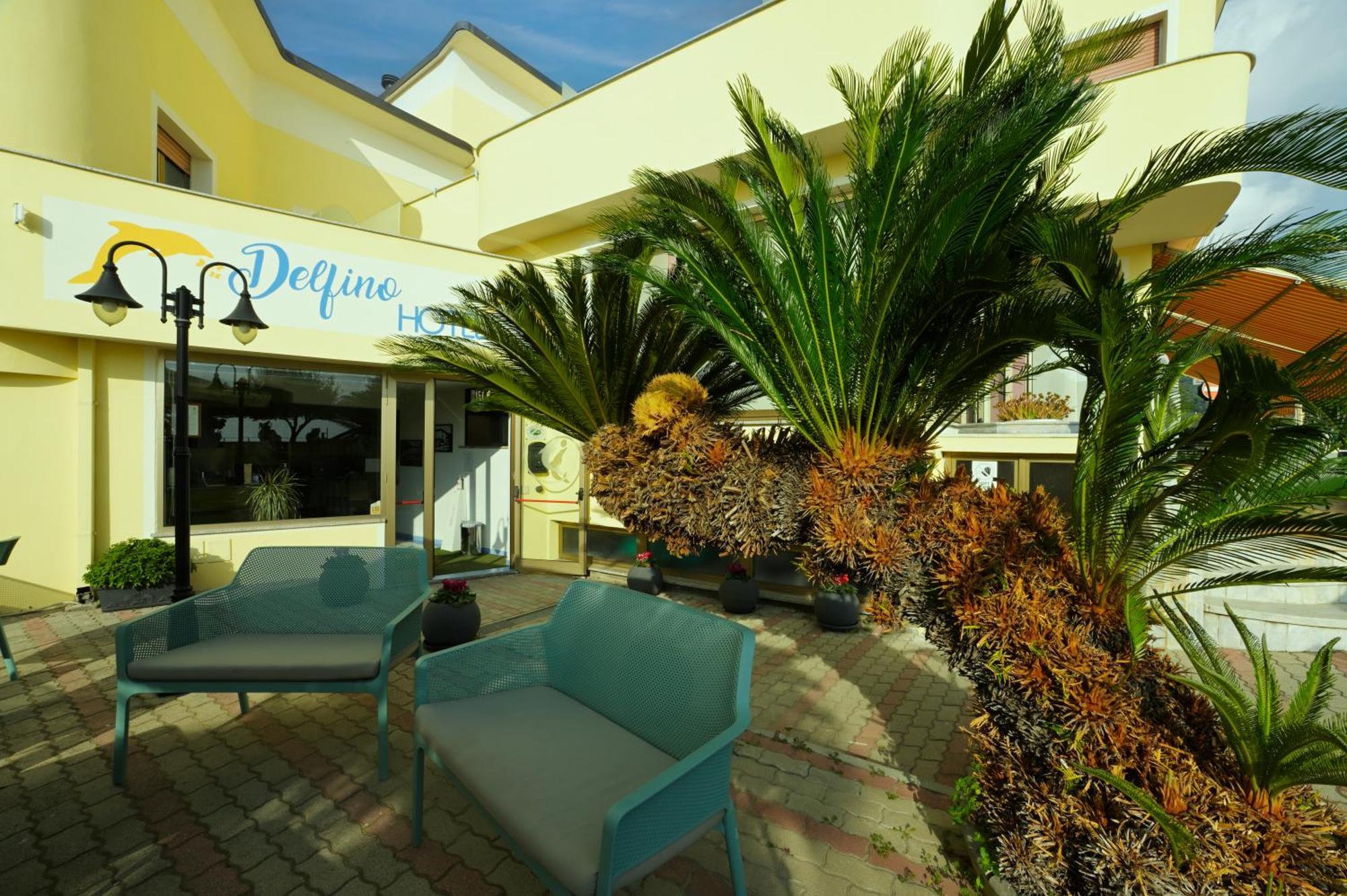 Hotel Delfino Лайгуэлья Экстерьер фото