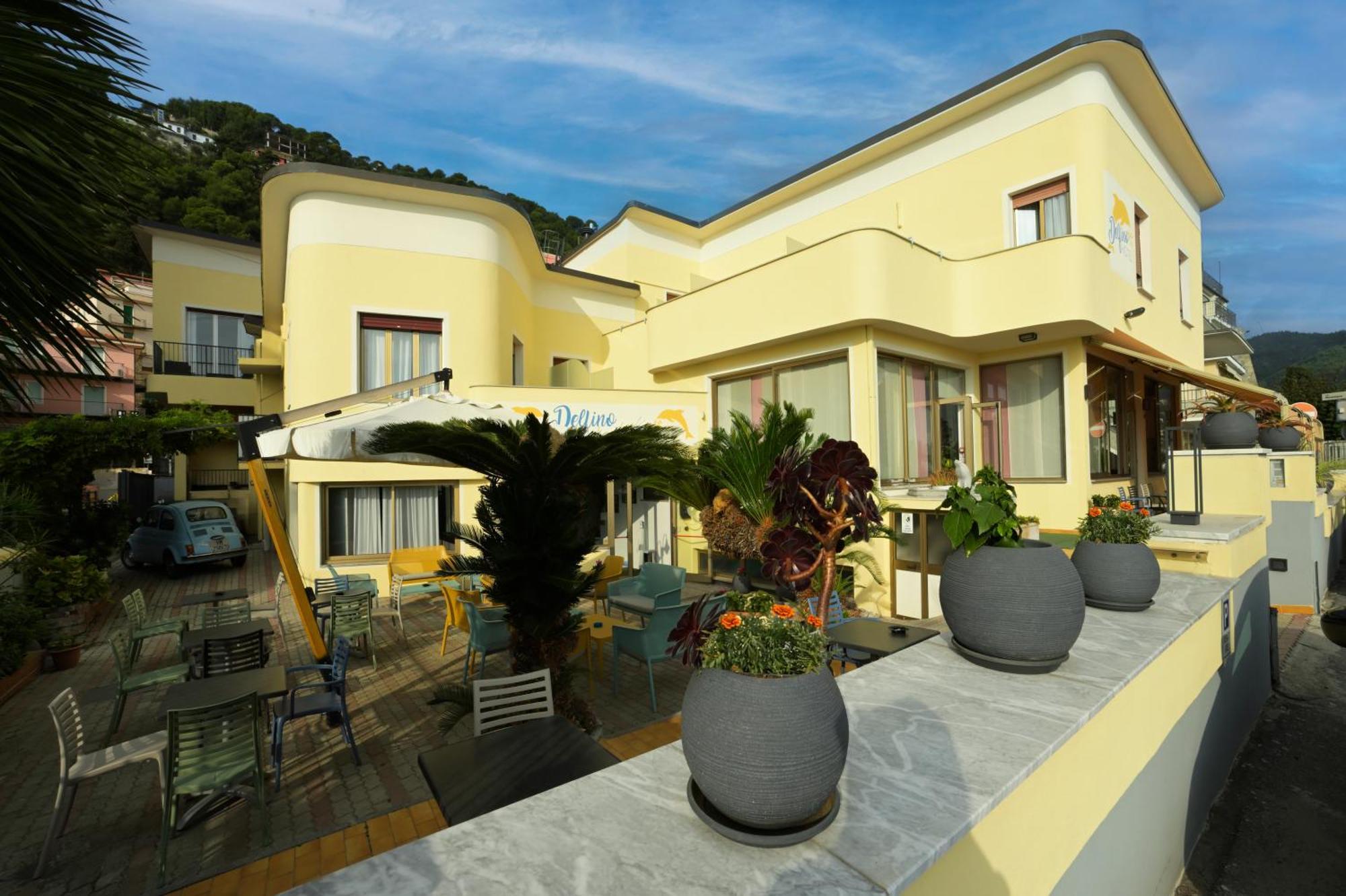 Hotel Delfino Лайгуэлья Экстерьер фото