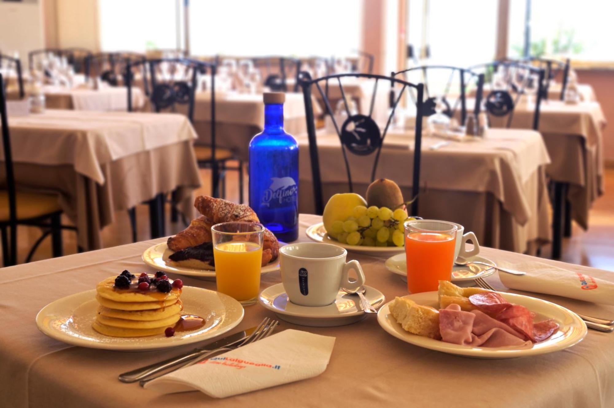 Hotel Delfino Лайгуэлья Экстерьер фото