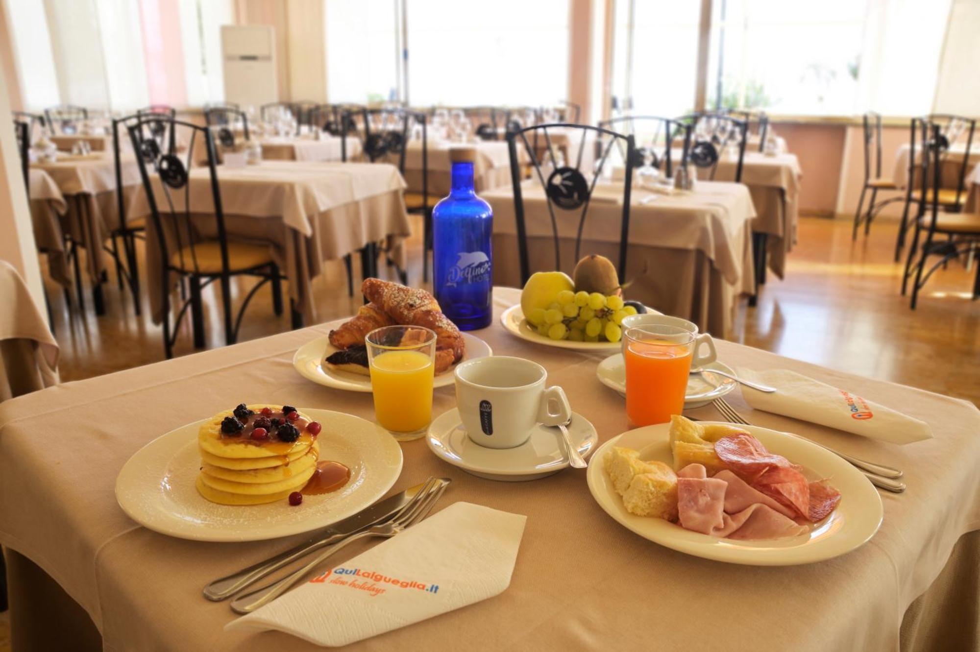 Hotel Delfino Лайгуэлья Экстерьер фото
