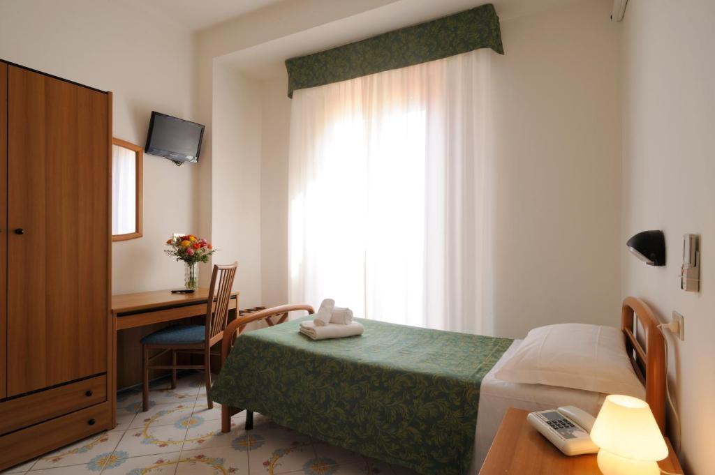Hotel Delfino Лайгуэлья Номер фото