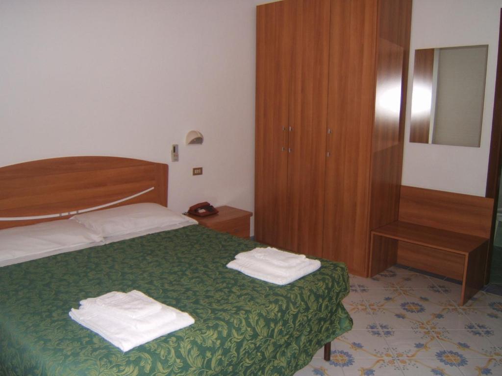 Hotel Delfino Лайгуэлья Экстерьер фото